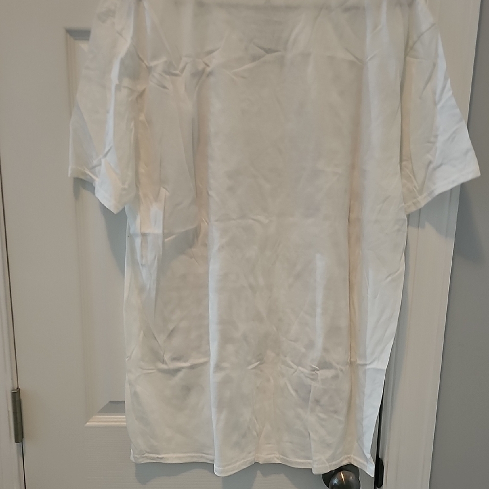 Broken Promises White Graphic Tee - Picture 2 of 3